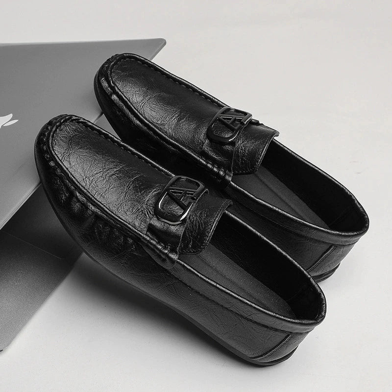Comfortable Leather Driving Loafer for Women with Metal Buckle Slip On Moc Toe Casual Style