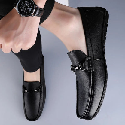 Comfortable Leather Driving Loafer for Women with Moc Toe Slip On Metal Bit Casual Style