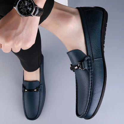 Comfortable Leather Driving Loafer for Women with Moc Toe Slip On Metal Bit Casual Style