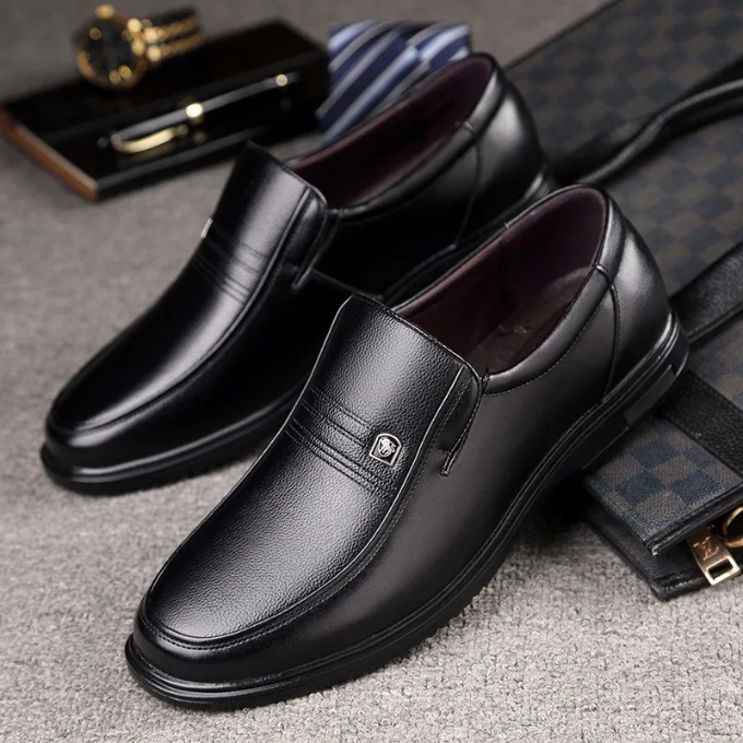 Elegant Leather Loafer for Women with Slip On Stitched Toe Comfort Casual Style