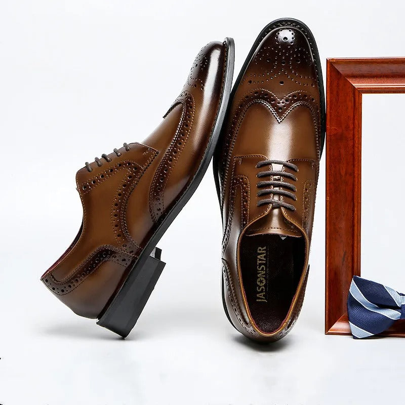 Elegant Leather Oxford Brogue Shoes for Women with Wingtip Lace Up Perforated Formal Style