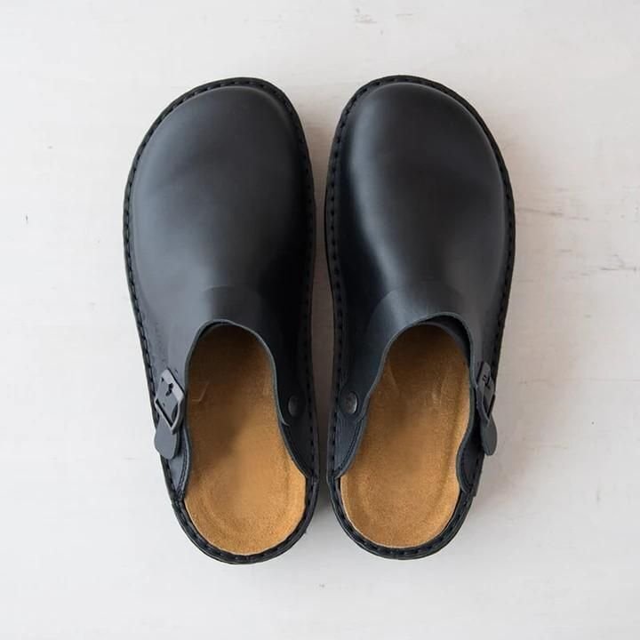 Comfortable Leather Clog Mules for Women with Round Toe Buckle Strap Backless Slip On Casual Style