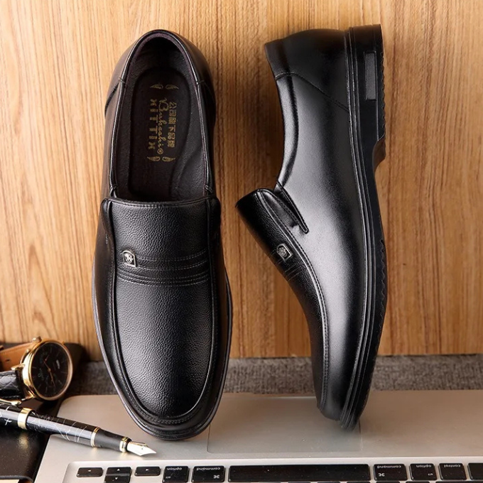 Elegant Leather Loafer for Women with Slip On Stitched Toe Comfort Casual Style