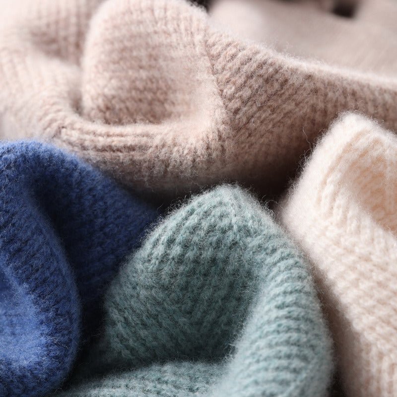 Comfortable Beige Textured Knit Sweater for Women with Crew Neck Long Sleeve Relaxed Oversized Style