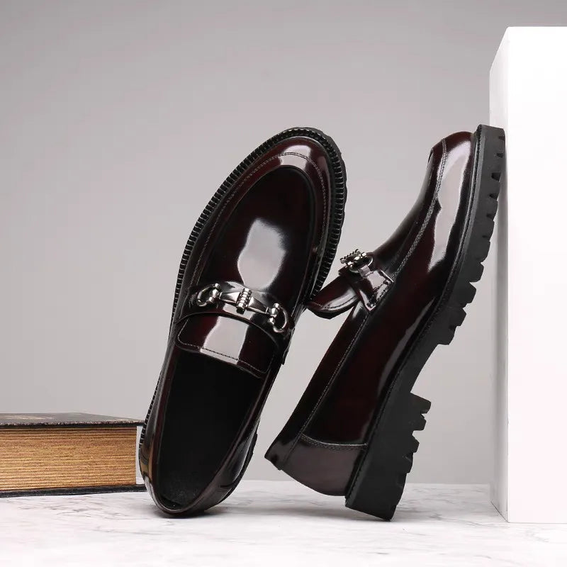 Elegant Leather Horsebit Loafer for Women with Round Toe Chunky Sole Buckle Detail Style