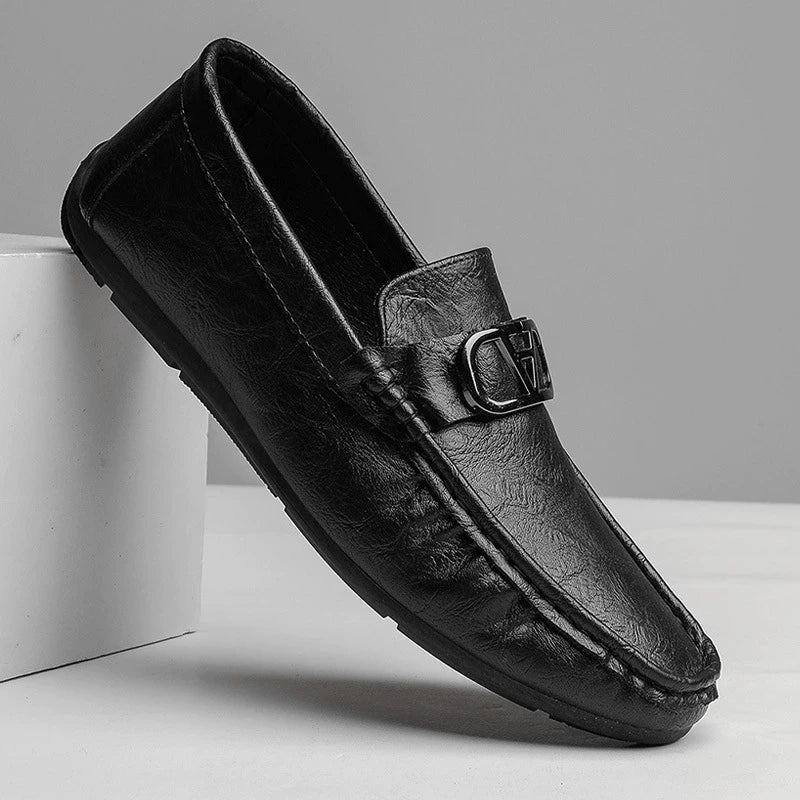 Comfortable Leather Driving Loafer for Women with Metal Buckle Slip On Moc Toe Casual Style