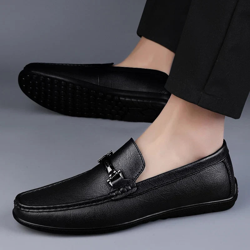Comfortable Leather Driving Loafer for Women with Moc Toe Slip On Metal Bit Casual Style