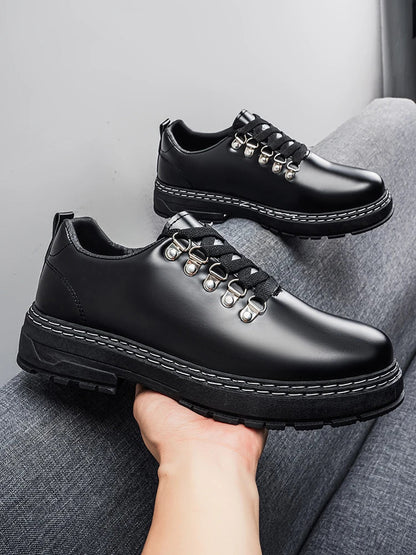 Elegant Black Leather Lace-Up Shoe for Women with Round Toe Platform Sole Casual Style