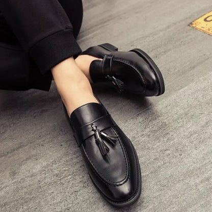 Stylish Leather Tassel Loafer for Women with Pointed Toe Stitched Apron Stacked Heel Style