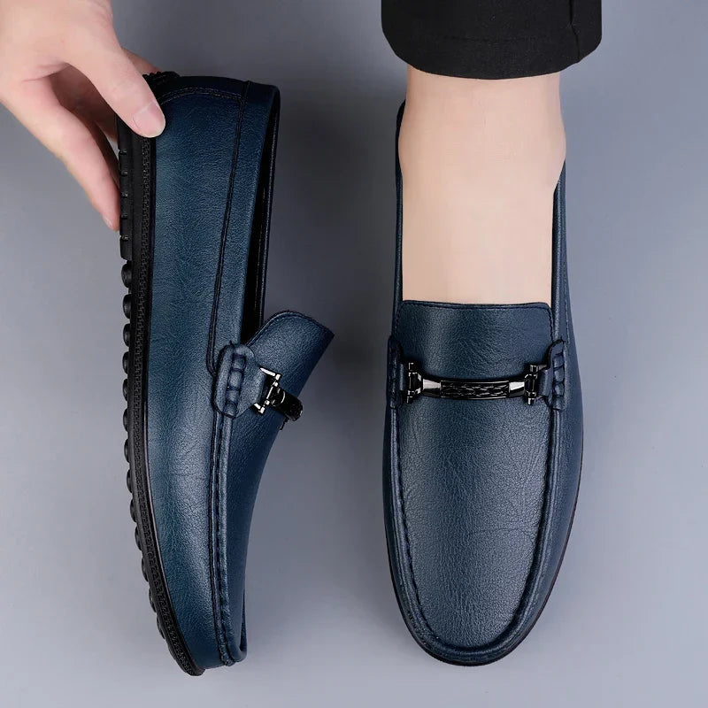 Comfortable Leather Driving Loafer for Women with Moc Toe Slip On Metal Bit Casual Style