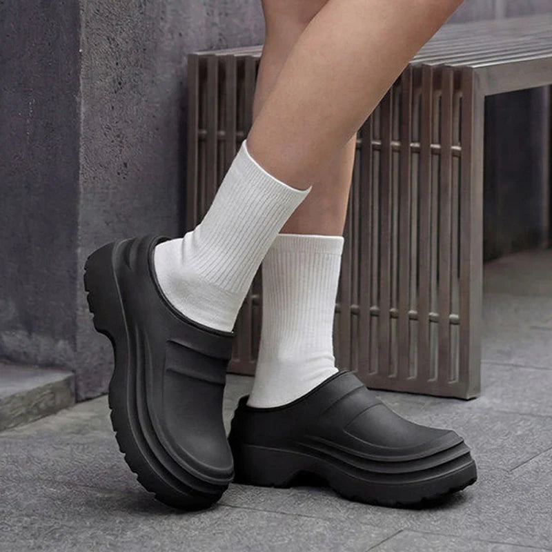 Comfortable Platform Clogs for Women with Closed Toe Ribbed Vamp Slip On Casual Style