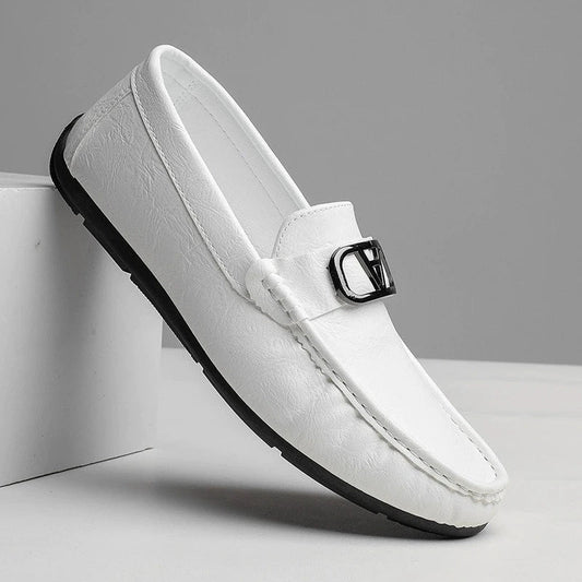Comfortable Leather Driving Loafer for Women with Metal Buckle Slip On Moc Toe Casual Style