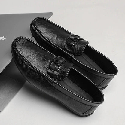 Comfortable Leather Driving Loafer for Women with Metal Buckle Slip On Moc Toe Casual Style