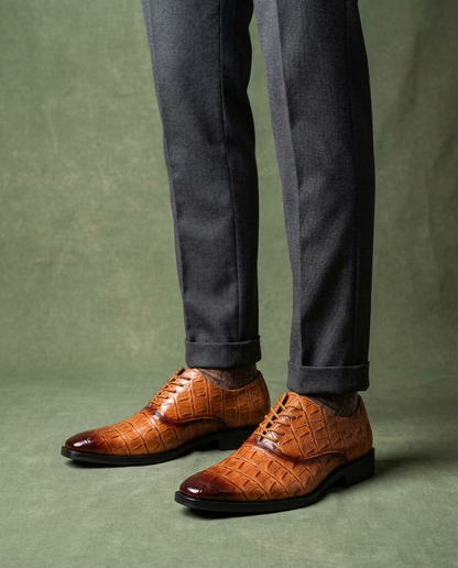 Elegant Crocodile Embossed Leather Oxford Shoes for Women with Lace Up Cap Toe Stacked Heel Classic Style
