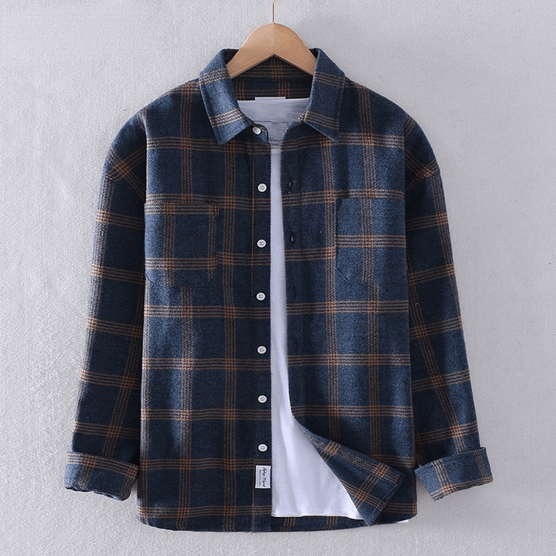 Effortless Plaid Flannel Shirt Jacket for Women with Collared Long Sleeve Button Front Relaxed Casual Style