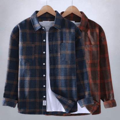 Effortless Plaid Flannel Shirt Jacket for Women with Collared Long Sleeve Button Front Relaxed Casual Style